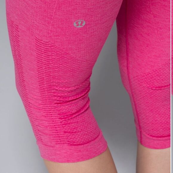 Lululemon In The Flow Crop II Heathered Jewelled Magenta Seamless Leggings Sz 4 - Picture 2 of 9